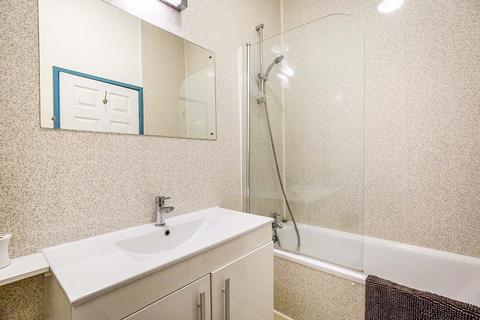 1 bedroom flat to rent, Oswald Road, Shropshire SY11