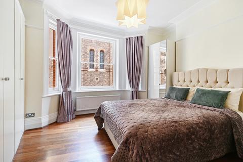undefined, Buckingham Gate, London, SW1E