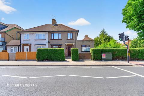 Harlington Road West, Feltham