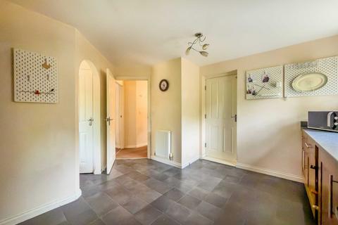 4 bedroom detached house for sale, Little Green Lane, Heckmondwike