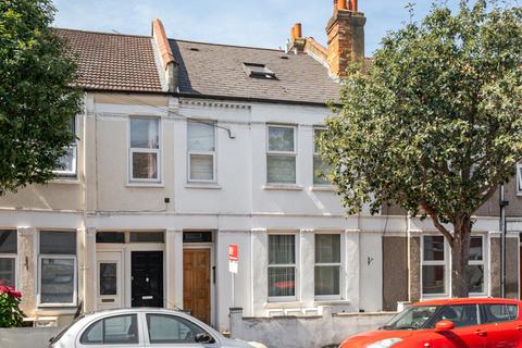 2 bedroom flat for sale, Gilbey Road, Tooting, London, SW17