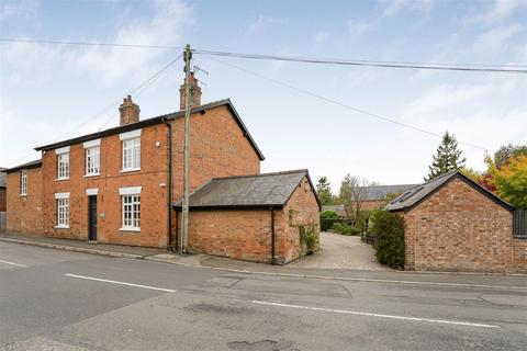 4 bedroom country house for sale, Ashby Road, Gilmorton, Lutterworth