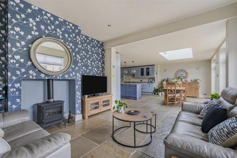 4 bedroom country house for sale, Ashby Road, Gilmorton, Lutterworth