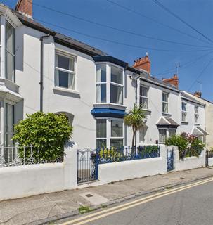 4 bedroom terraced house for sale, Trafalgar Road, Tenby