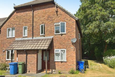 1 bedroom maisonette for sale, Vesey Close, Farnborough, Hampshire