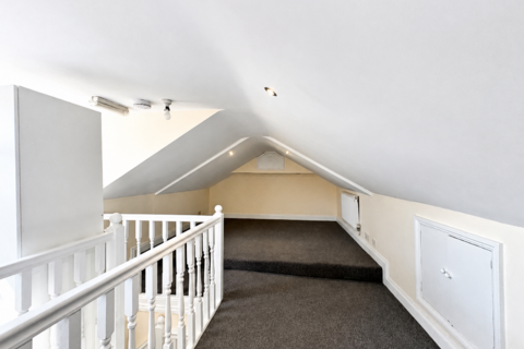 4 bedroom flat to rent, 220 WARREN AVENUE, SOUTHAMPTON, SO16