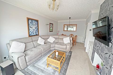 2 bedroom semi-detached bungalow for sale, Beckett Close, Skegness, Lincolnshire, PE25 3JW
