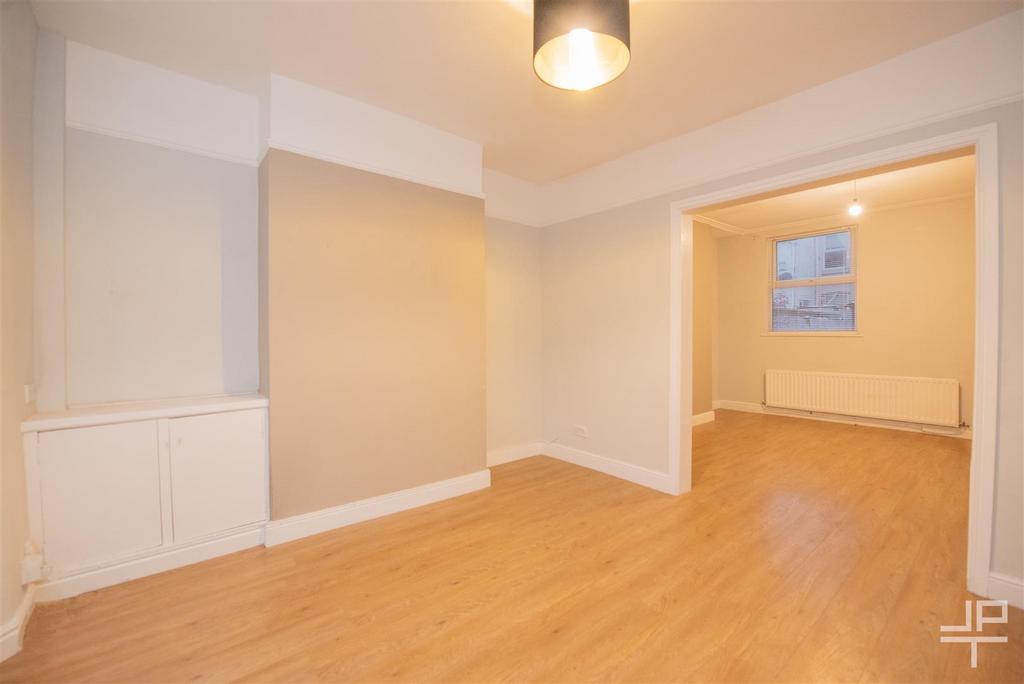 Alwyn Street, Liverpool L17 - More