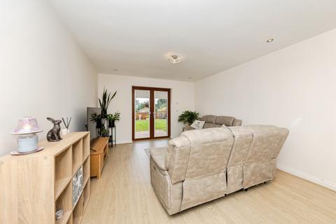 4 bedroom detached house for sale, School Road, Llanelli SA15