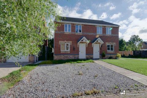 3 bedroom semi-detached house to rent, Stony Close, Stainforth, DN7