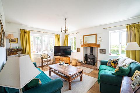 4 bedroom semi-detached house for sale, Whatlington, Battle