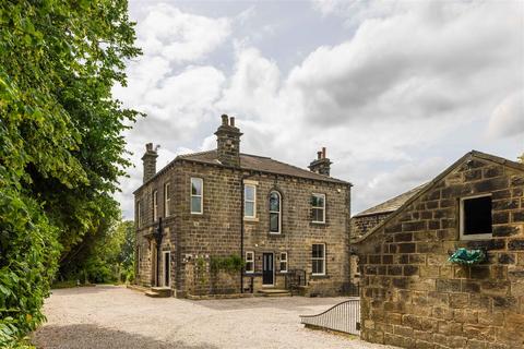 4 bedroom farm house for sale, Bayton Lane, Leeds LS18
