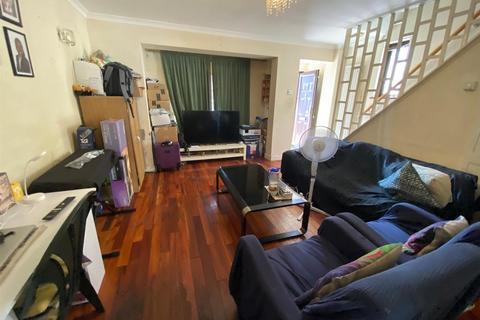 2 bedroom end of terrace house for sale, Hedingham Road, Dagenham