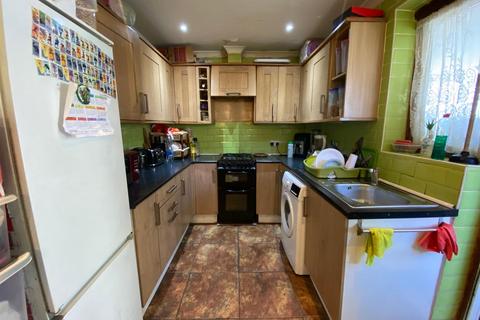 2 bedroom end of terrace house for sale, Hedingham Road, Dagenham