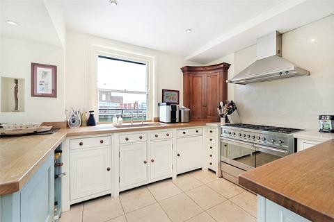 2 bedroom penthouse for sale, Belgravia Mansions, Holbien Place, Belgravia, London, SW1W