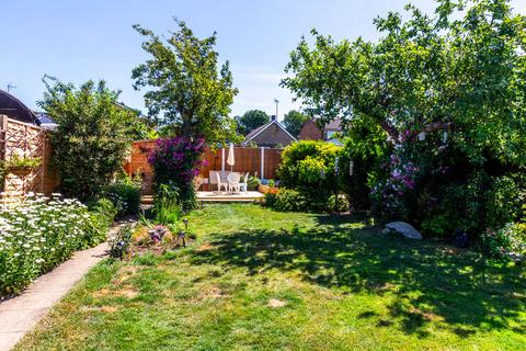 2 bedroom detached bungalow for sale, Cresswell Road, Rushden NN10