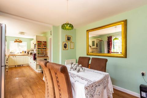 2 bedroom detached bungalow for sale, Cresswell Road, Rushden NN10