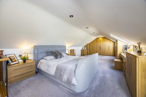 4 bedroom detached house for sale, Quarry Hill Road, Ilkeston, DE7