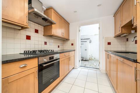2 bedroom flat for sale, Elvaston Place, London SW7