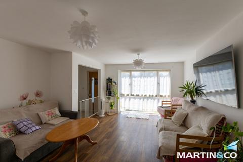 3 bedroom terraced house for sale, Wentworth Way, Harborne, B32