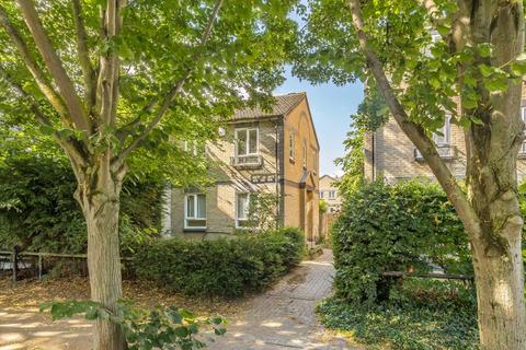 2 bedroom semi-detached house for sale, Dock Hill Avenue, London SE16