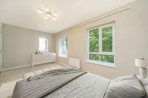 2 bedroom semi-detached house for sale, Dock Hill Avenue, London SE16