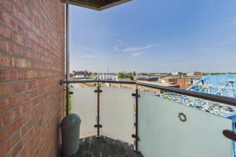 2 bedroom semi-detached house for sale, Old Harbour Court, 10 Wincolmlee, Hull, East Riding Of Yorkshire, HU2