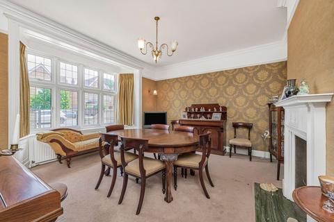5 bedroom detached house for sale, Grove Park Road, Mottingham, SE9