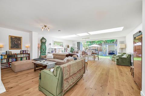 Vibart Gardens, London, SW2