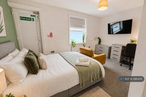 1 bedroom in a house share to rent, George St, Reading, RG1