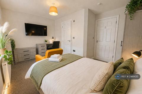 1 bedroom in a house share to rent, George St, Reading, RG1