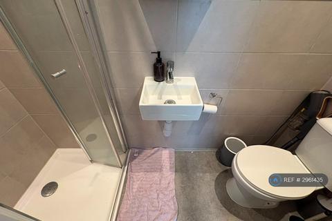 1 bedroom in a house share to rent, George St, Reading, RG1