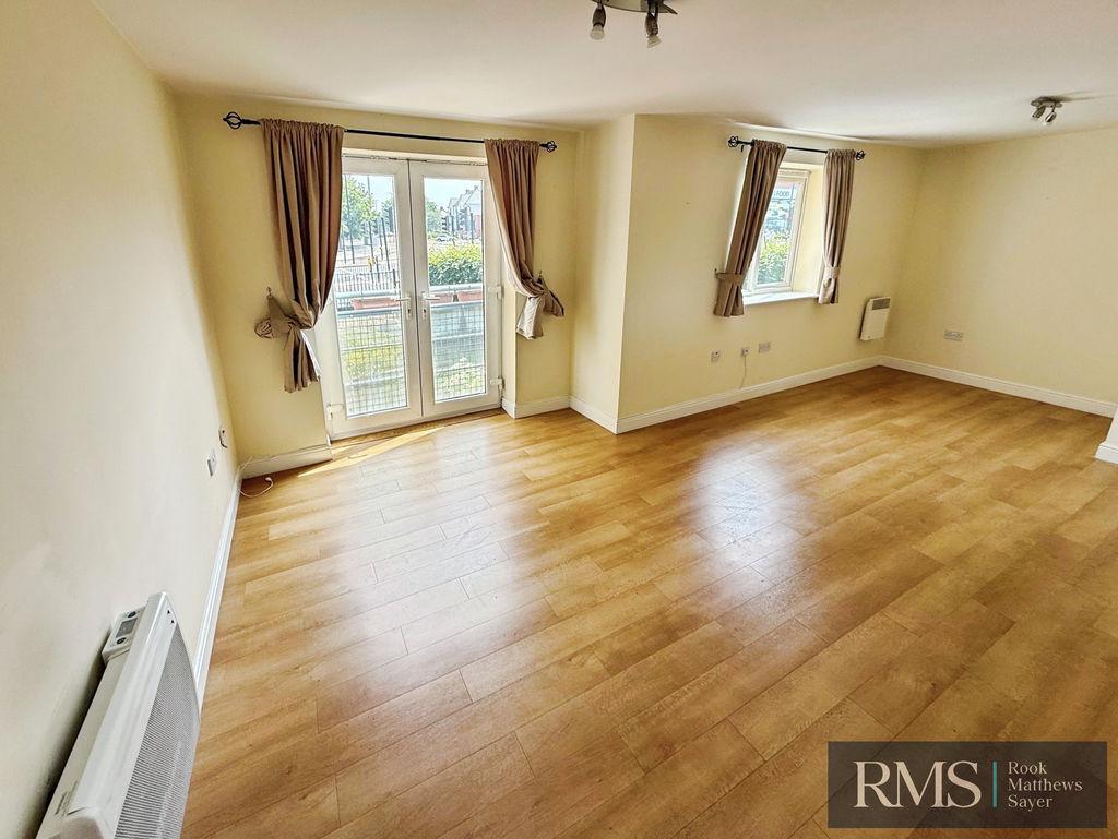 Apartment in Newcastle upon Tyne, Tyne and Wear - View 2
