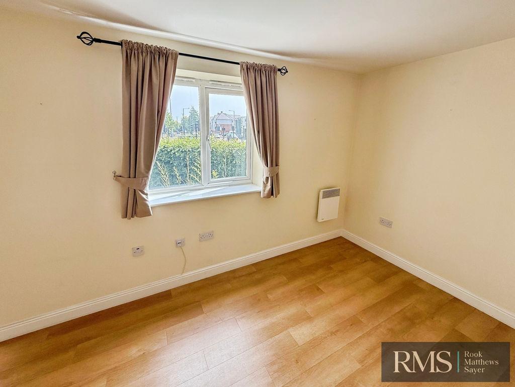 Apartment in Newcastle upon Tyne, Tyne and Wear - View 4