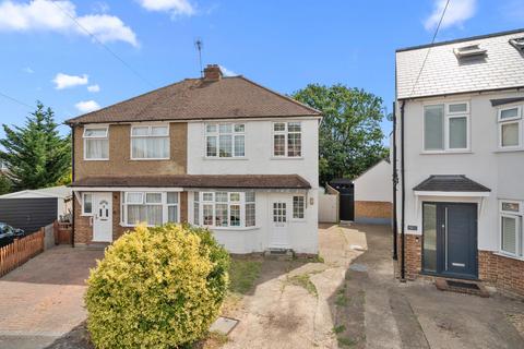 3 bedroom semi-detached house to rent, Fairfax Close, Walton-On-Thames