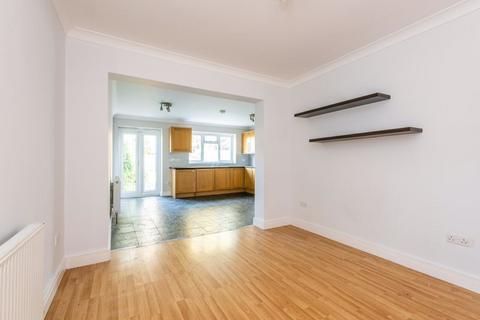 3 bedroom semi-detached house to rent, Fairfax Close, Walton-On-Thames