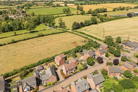 4 bedroom detached house for sale, Clock Meadow, Daventry NN11