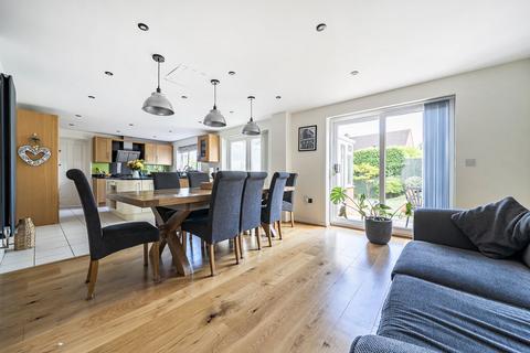 6 bedroom detached house for sale, Chestnut Avenue, Bedford MK43