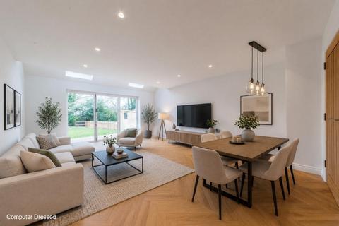 4 bedroom property with land for sale, Waterloo Road, Cranbrook, Kent, TN17 3JQ