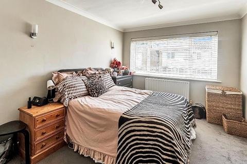 undefined, Selsdon CR2