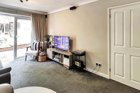undefined, Selsdon CR2