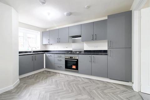 3 bedroom end of terrace house to rent, Cutler Avenue, Gedling, Nottingham, NG4 4QT