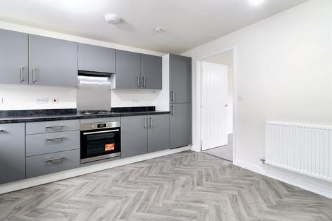 3 bedroom end of terrace house to rent, Cutler Avenue, Gedling, Nottingham, NG4 4QT