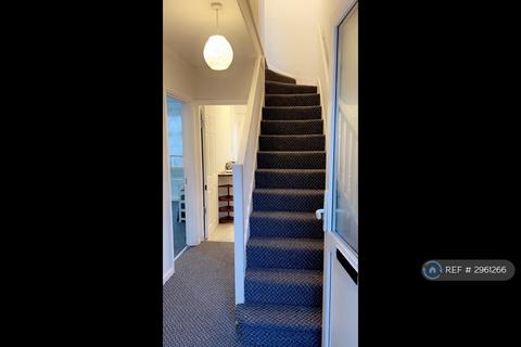 3 bedroom terraced house to rent, Romsey Road, Dagenham, RM9