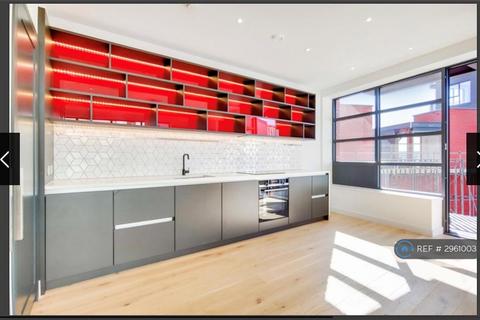 2 bedroom flat to rent, Defoe House, London, E14