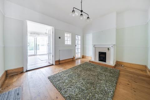2 bedroom bungalow for sale, Holland Road, Little Clacton, Clacton-on-Sea