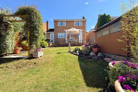 4 bedroom detached house for sale, Haydon Wick, Swindon SN25