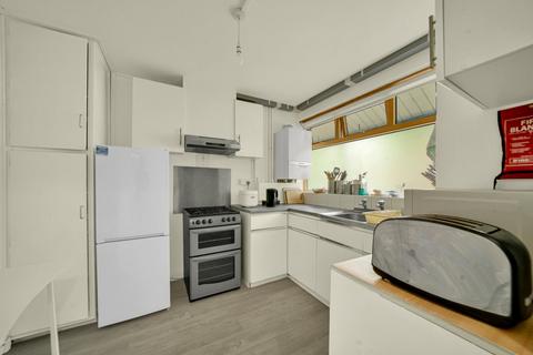 3 bedroom apartment to rent, Plender Street, London, NW1