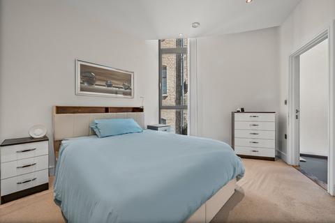 3 bedroom flat for sale, Seager Place, Deptford, London, SE8