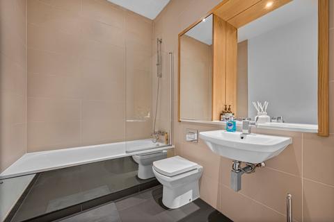 3 bedroom flat for sale, Seager Place, Deptford, London, SE8